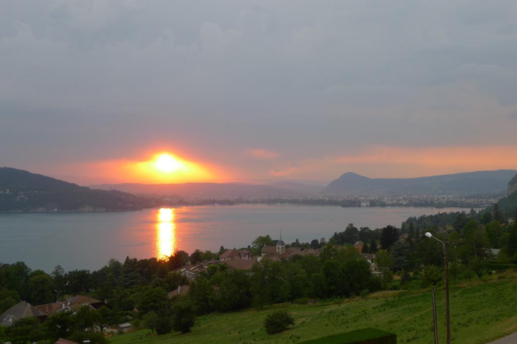 Le Clos Du Lac - Location De Chambres Veyrier-du-Lac Zewnętrze zdjęcie